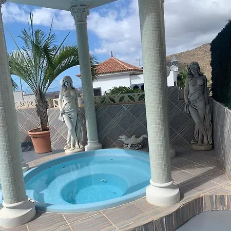 Villa Costa Adeje 빌라